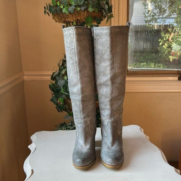 Nordstrom Gray Heeled Knee-High Leather Suede Boots Size 8 M - Picture 2 of 14